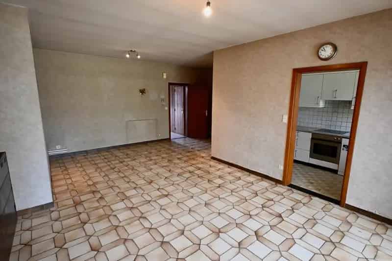 Huis te huur 3 slaapkamers diepe tuin