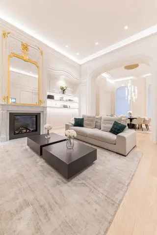 Duplex te Koop Ixelles  Nabij Chatelain Avenue Louise