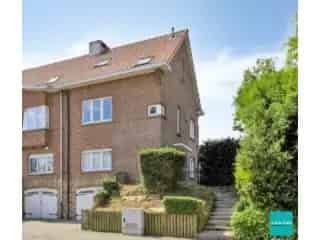 Huis te koop Wemmel 3 slaapkamers 2 badkamers tuin garage