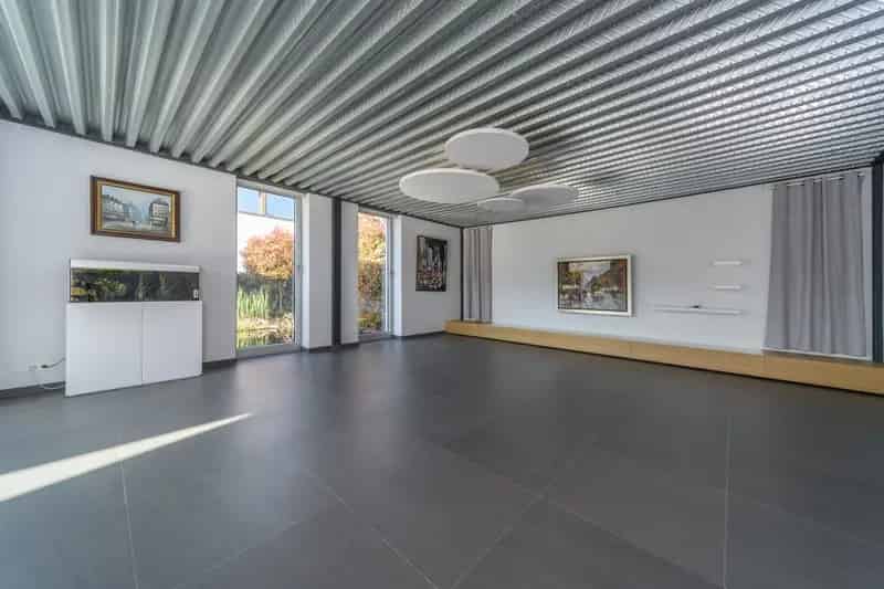Zeer ruime, moderne en luxueuze villa