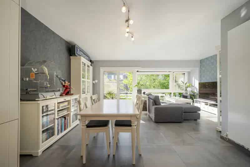 Appartement te huur Brugge: Instapklaar 3 slaapkamers met Parking