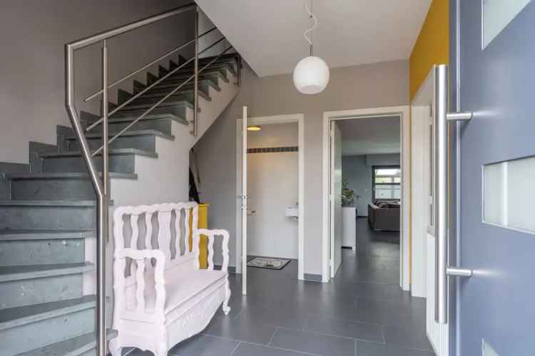 5 Slaapkamers 2 Badkamers Ruime Gezinswoning Garage 2008