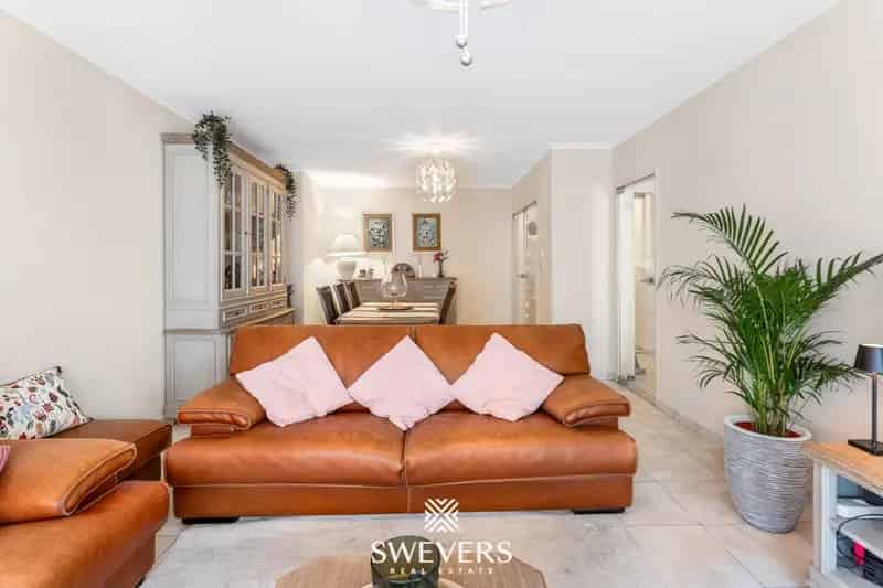 Appartement te huur Hasselt: 3 slaapkamers, terras 20m², garage