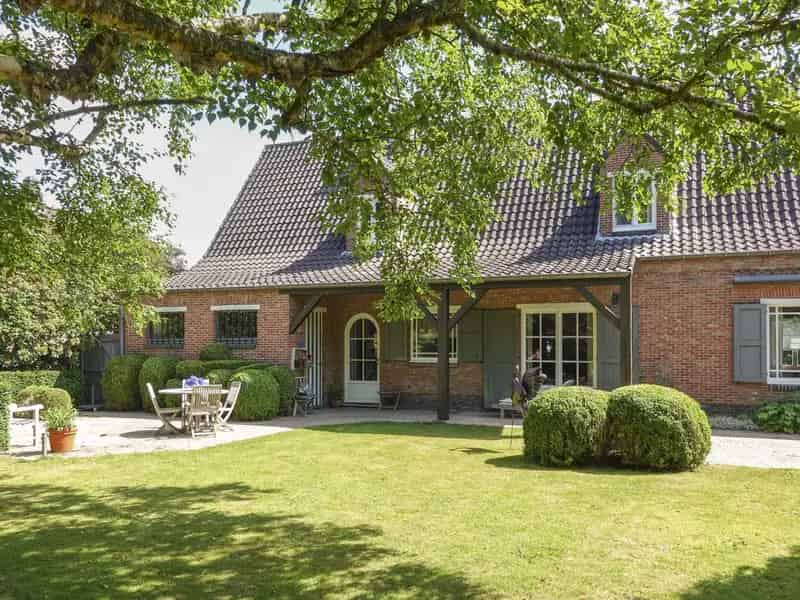 Huis te huur Boechout: Charmante hoeve met 3 slaapkamers
