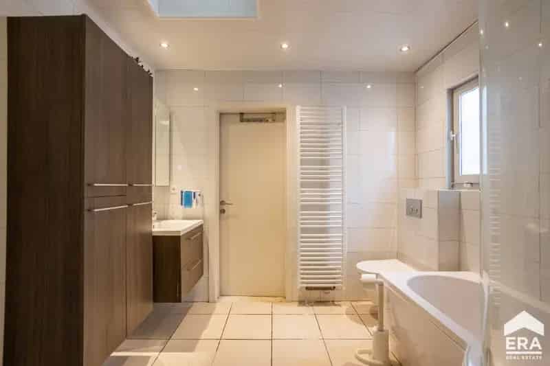 Huis te koop Aalst: 3 slaapkamers, grote tuin, renovatieproject