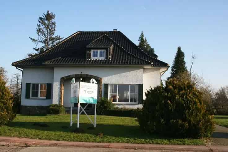 Huis Te Koop: Landelijke Charme, Renovatieproject