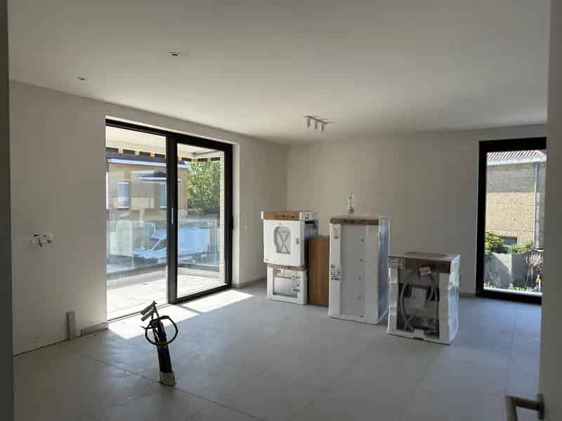 Nieuwbouwappartement 2 slaapkamers  Autostaanplaats Terras