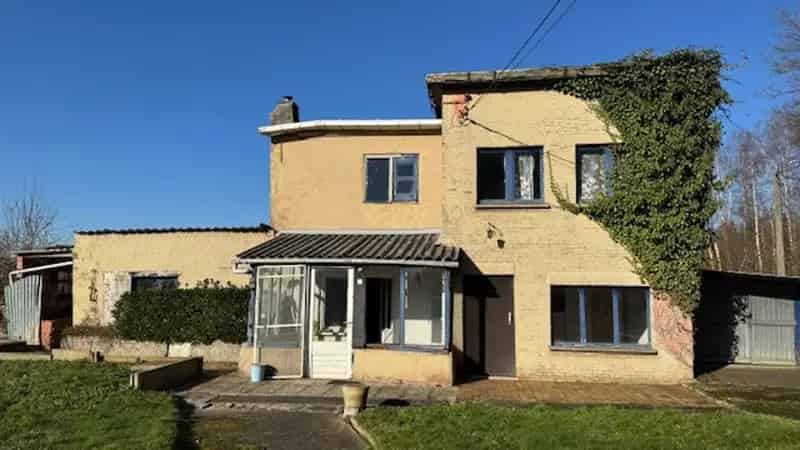 Huis te koop: Renovatieproject of Bouwgrond in Landelijke Omgeving