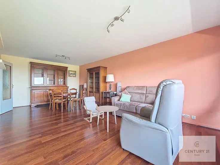 Appartement te koop 70m2 1 slaapkamer terras parking