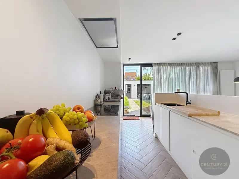 Gerenoveerde woning te Heist