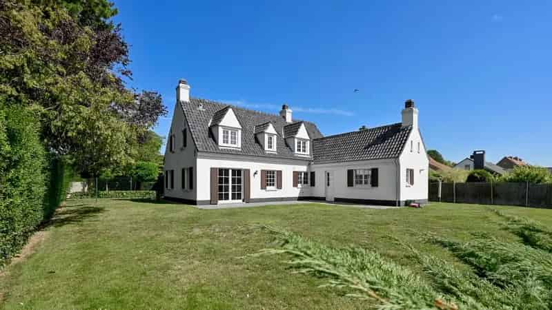 Huis te koop Knokke: Villa met 3 slaapkamers en grote tuin