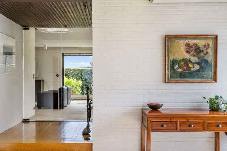 Unieke Architecturale Bungalow 4 Slaapkamers