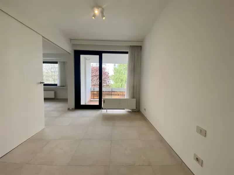 Appartement te huur Wilrijk 1 slaapkamer gerenoveerd terras
