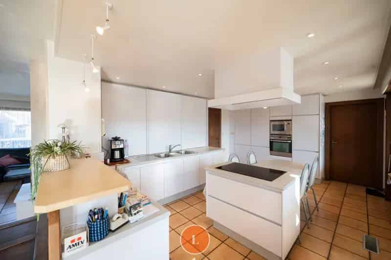 Ruime woning 5 slaapkamers dubbele garage Wevelgem