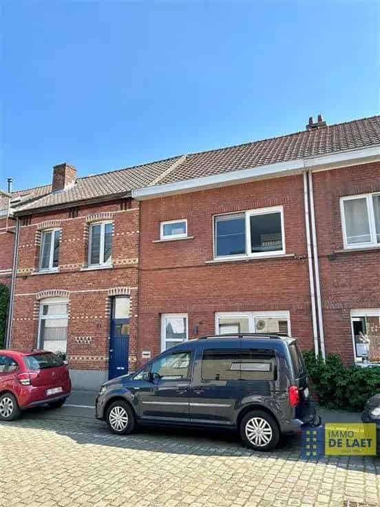 Gerenoveerde woning 3 slaapkamers zonnige tuin