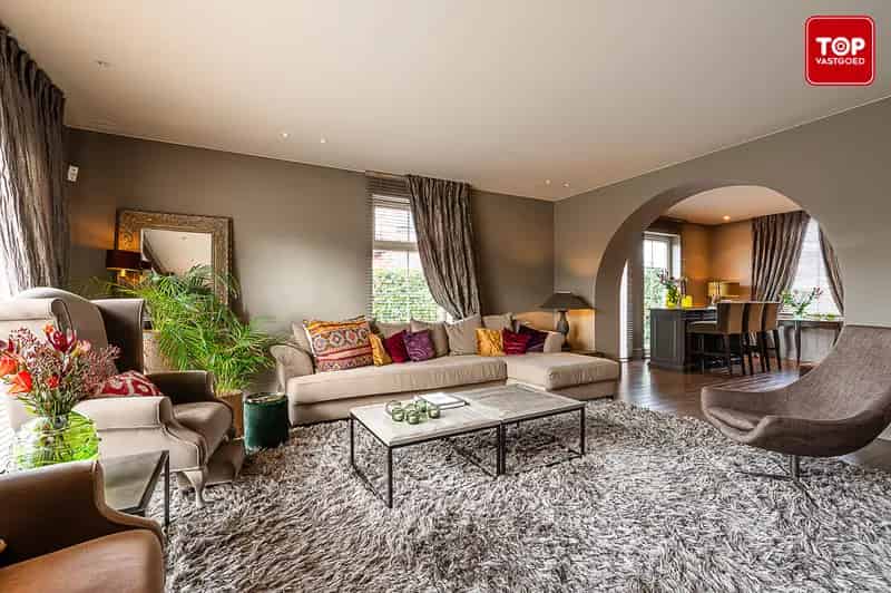 Huis te koop Mariakerke: Klassevolle woning met hoogwaardige afwerking