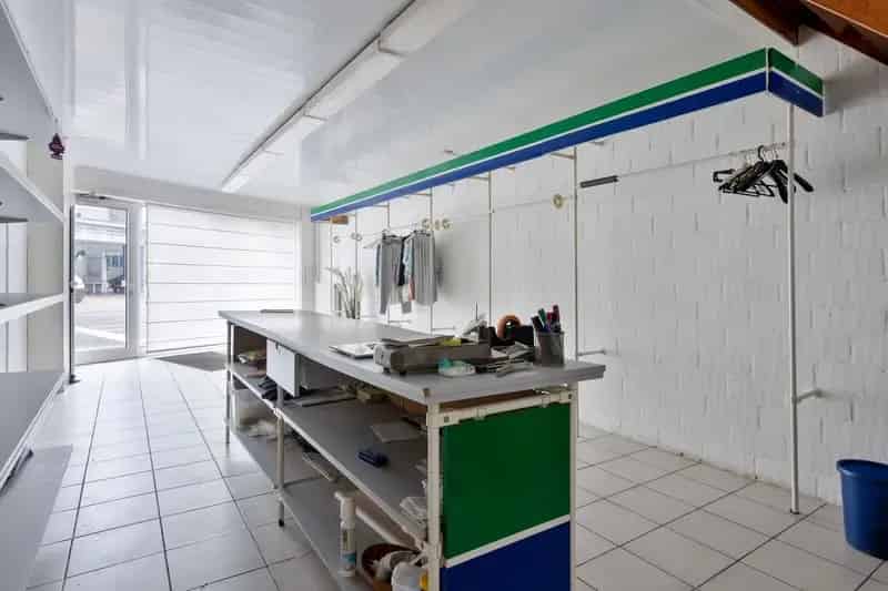 Opbrengsteigendom Sint-Amandsberg: Commercieel pand met appartement