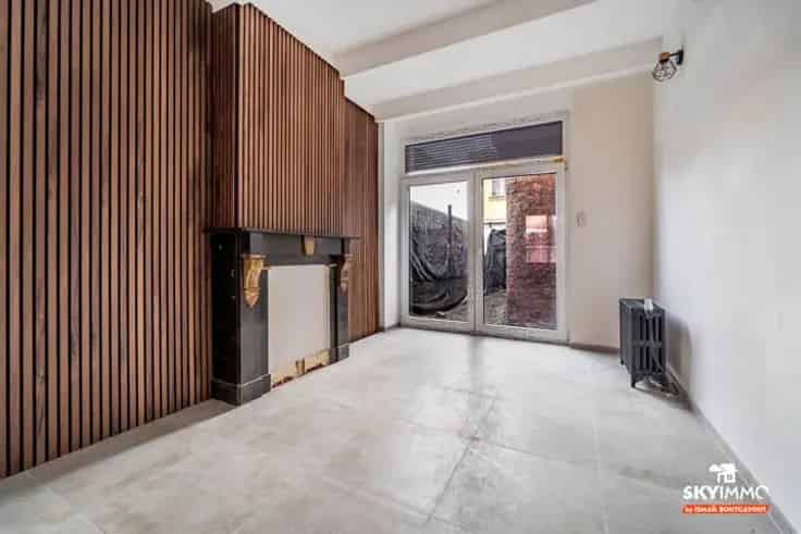 Huis 4 slaapkamers gerenoveerd Seraing