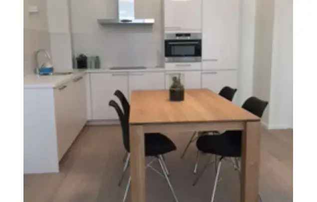 Huur 1 slaapkamer appartement van 60 m² in Brussels