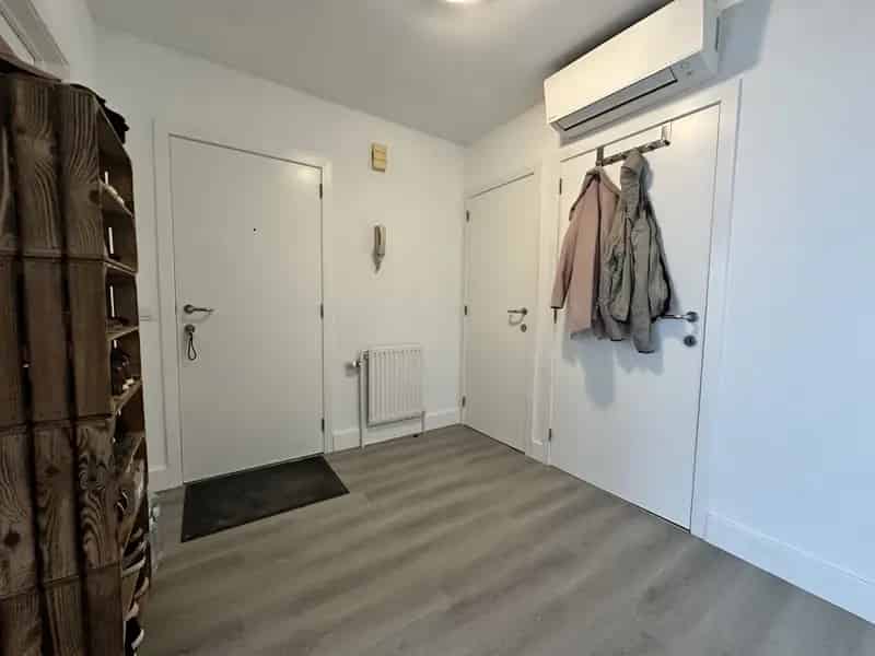 Ruim appartement 3 slaapkamers nabij station Denderleeuw