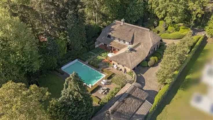 Luxe Villa 8 Slaapkamers Zwembad Te Koop