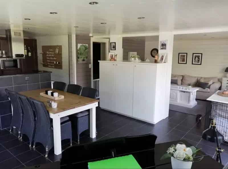 Opbrengsteigendom Westmeerbeek: Vakantiewoning aan het Water