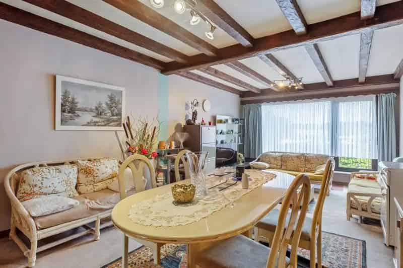 Te renoveren Bel-etagewoning 3 slaapkamers Garage Tuin
