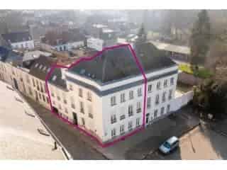 Handelsfonds te koop Doornik 3 appartementen