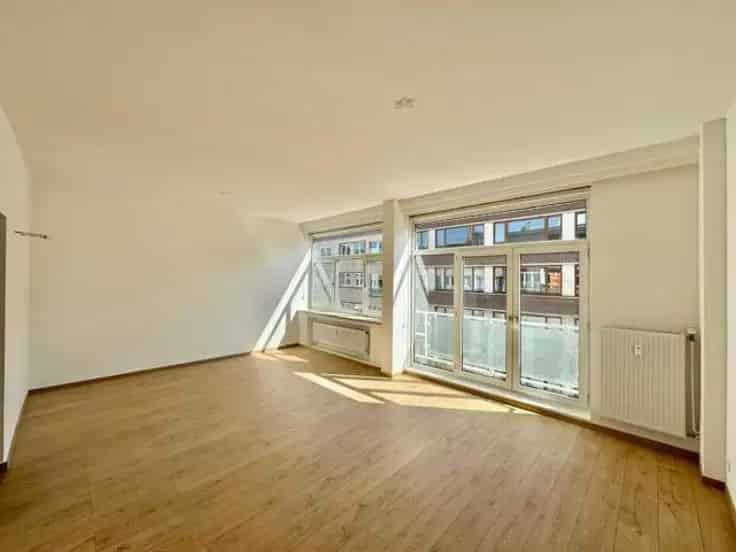 Appartementen te Koop Cim d IX 2 slaapkamers gerenoveerd