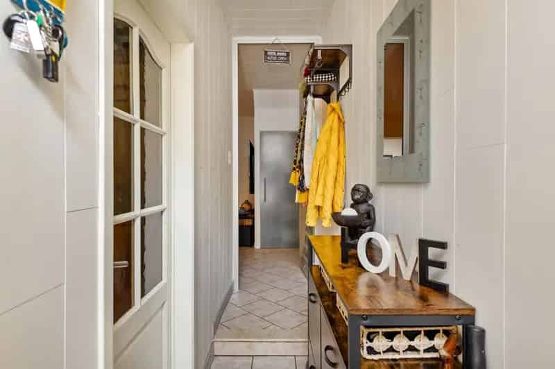 Gezellige rijwoning met 3 slaapkamers en tuin te koop!