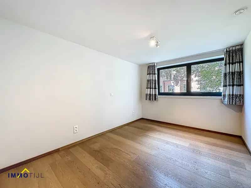 Appartement te huur Aalst: Terras, staanplaats & topligging