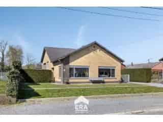 Huis te koop Wijshagen - Gerenoveerde split-level woning