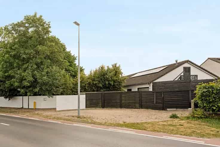 Te renoveren bungalow vlakbij Hippodroom en Golf