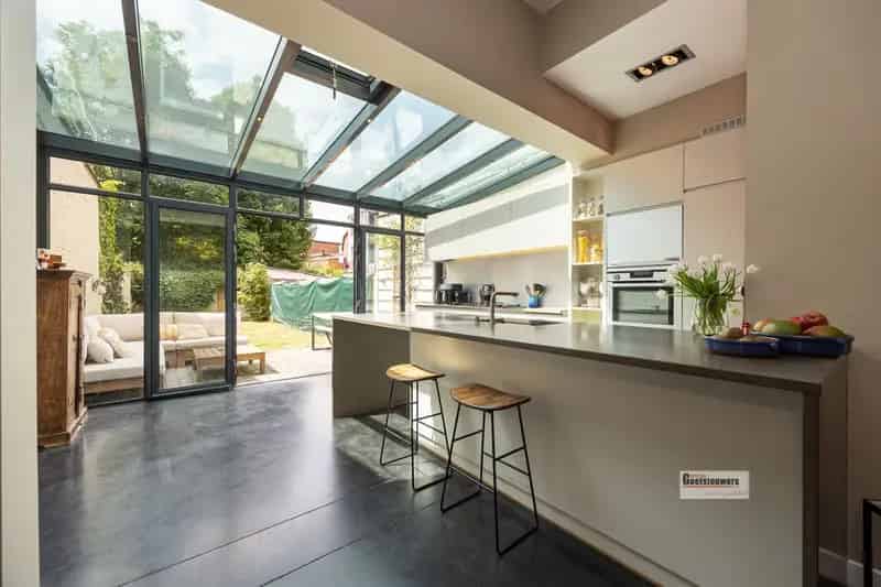 Ruime gezinswoning te Schoten 3 slaapkamers moderne keuken
