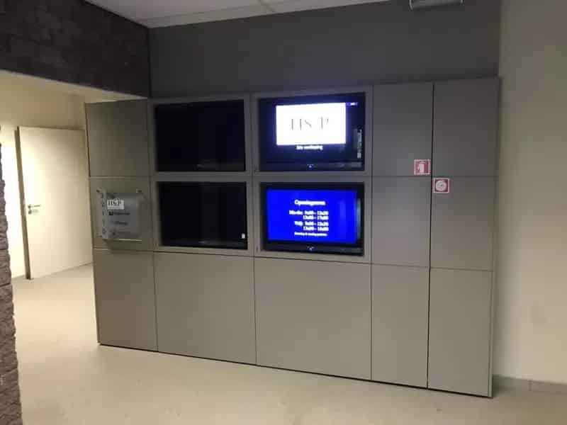 440 m² Kantoorruimte te Huur met 8 Parkeringsplaatsen