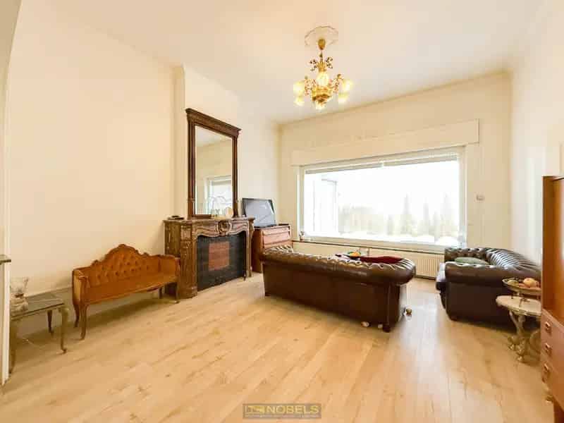 Herenhuis te koop Ronse Centrum 283m² 4 slaapkamers stadstuin