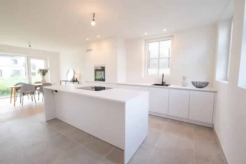 Ruime Energiezuinige Halfopen Woning te Koop Desselgem