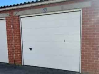 Garageboxen te Koop De Panne - 10 Garages 8 Verhuurd