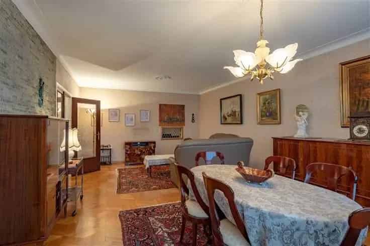 Appartement te Koop 3 Slaapkamers Lift Parking EPC B