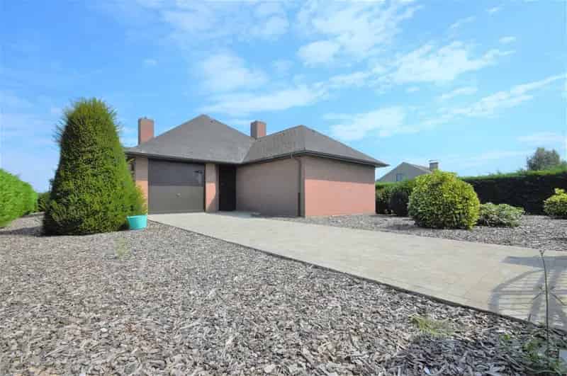 Zeer rustig gelegen woning type open bebouwing met mooie tuin