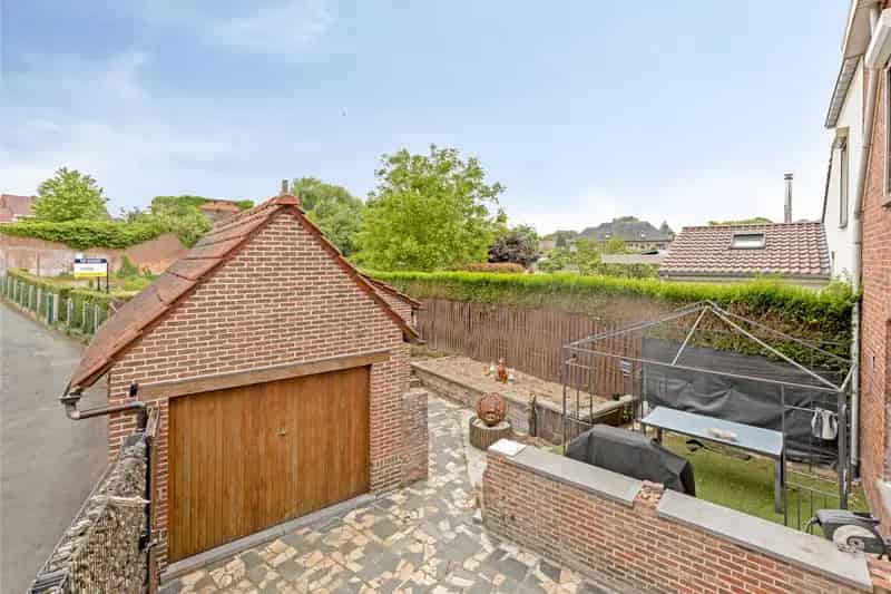 Halfopen woning 3 slaapkamers centrum Bever