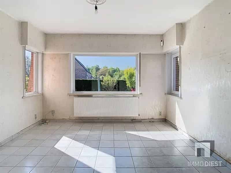 Charmante Ruime Woning Mooie Tuin