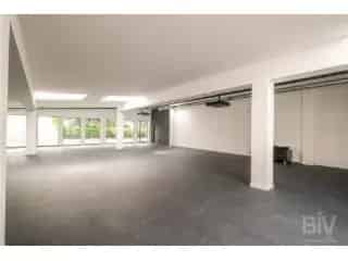 Kantoor te Koop Luik 400m² 10 Parkeerplaatsen Terras