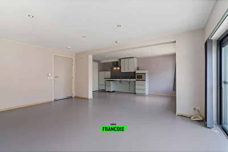 Appartement te koop Bavegem: 1 slaapkamer, ruim terras, rolstoeltoegankelijk