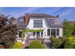 Villa te koop La Louviere 230m2 3 slaapkamers tuin garage