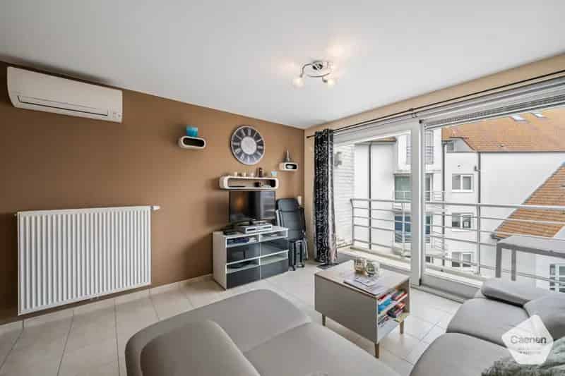 Appartement te koop: Instapklaar 2 slaapkamers, rustige ligging