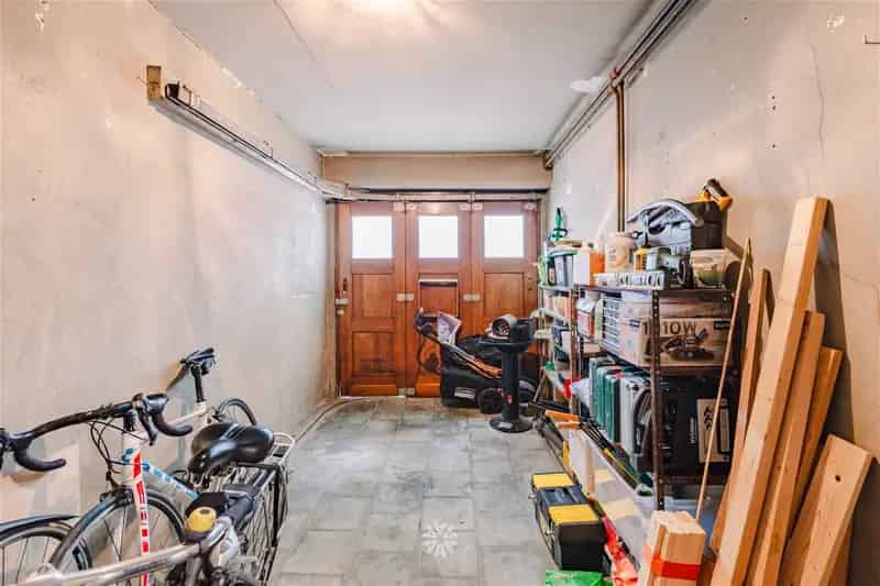 Bel-etage woning Gent Sint-Pietersstation - Op te frissen