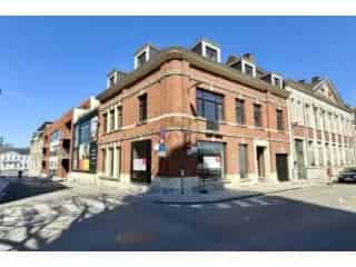 Handelspand Kortrijk 267m2 OLV Kerk Grote Markt
