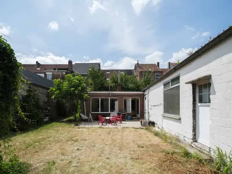 Huis te koop Gent: te renoveren woning met atelier