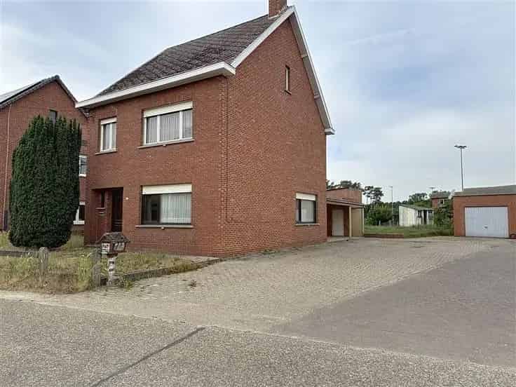 Te renoveren woning Langdorp 3 slaapkamers grote tuin